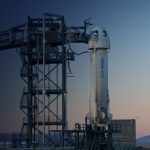 Blue Origin свозила в космос 100-ю женщину в истории